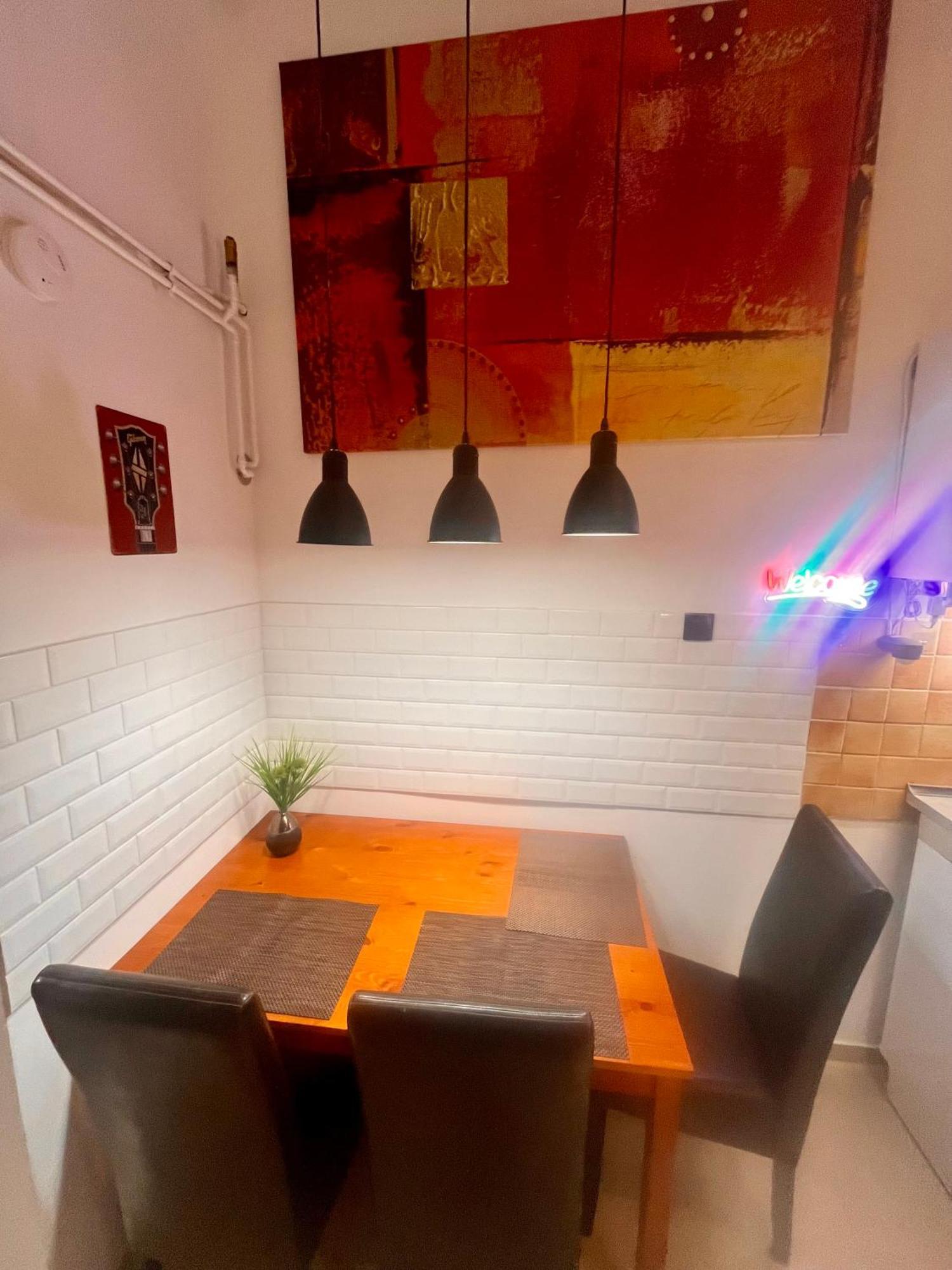 Ernesto 17 With Free Parking Possibility Apartment Budapest Luaran gambar